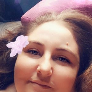 Meet your Posher, Dee